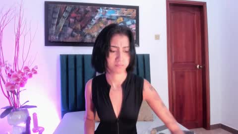 Melissa online show from 02-11-25, 12:16