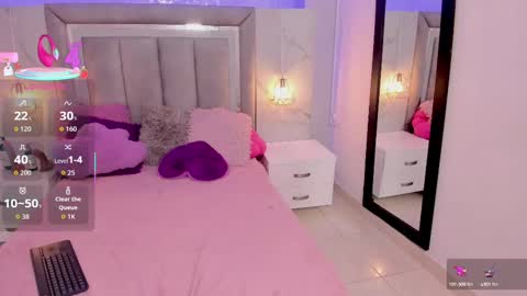 Snapshot of melissajordan1 chatting on 10-04-25, 03:32 MELISSA JORDAN online show from 10-04-25, 03:32