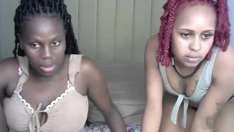 Snapshot of mellanyn chatting on 03-12-25, 01:03 mellanyn online show from 03-12-25, 01:03