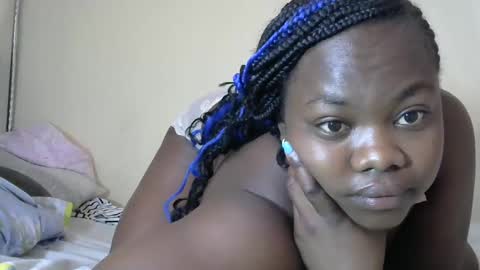 Snapshot of mellcy chatting on 12-11-24, 04:39 mell online show from 12-11-24, 04:39