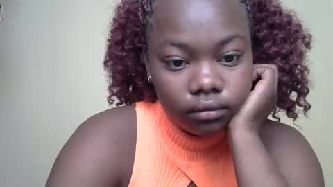 Snapshot of mellcy chatting on 01-01-25, 04:39 mell online show from 01-01-25, 04:39