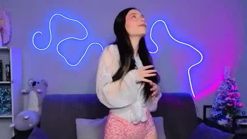 mellhyees online show from 01-15-26, 05:05