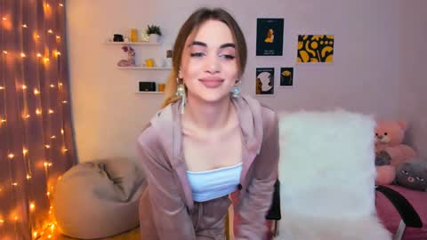 Snapshot of mellifluoustess chatting on 12-25-24, 08:28 Tessa online show from 12-25-24, 08:28