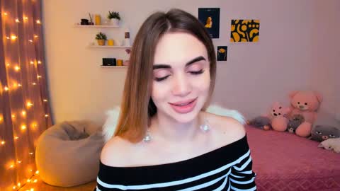 Snapshot of mellifluoustess chatting on 01-17-25, 01:25 Tessa online show from 01-17-25, 01:25