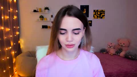 Snapshot of mellifluoustess chatting on 01-29-25, 08:14 Tessa online show from 01-29-25, 08:14