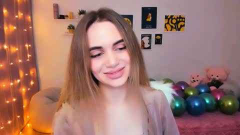 Snapshot of mellifluoustess chatting on 02-10-25, 09:04 Tessa online show from 02-10-25, 09:04