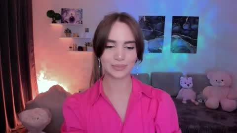 Snapshot of mellifluoustess chatting on 09-18-25, 10:23 Tessa online show from 09-18-25, 10:23