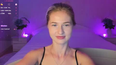 Snapshot of mellina_tey chatting on 09-09-25, 06:51 Mellina online show from 09-09-25, 06:51