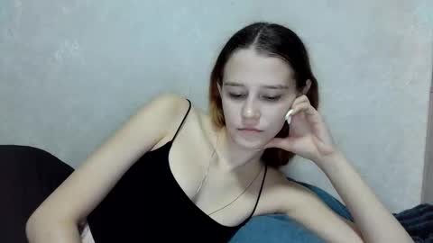Mellisa online show from 09-11-25, 05:13
