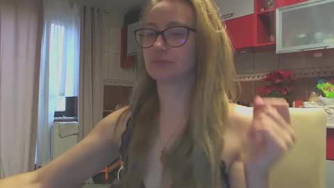 Melly online show from 01-15-25, 08:09