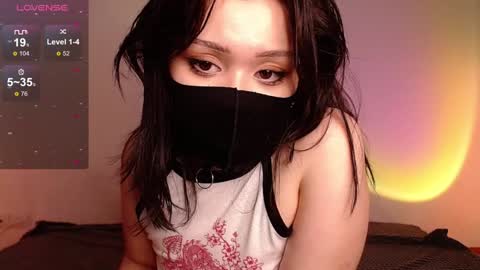 Snapshot of melmean chatting on 12-06-24, 01:11 Mel online show from 12-06-24, 01:11