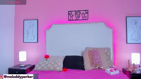 MELODDY PARKERR online show from 09-11-25, 04:56