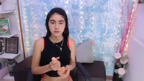 Snapshot of melodi_velasquez chatting on 03-01-26, 03:30 Melody online show from 03-01-26, 03:30