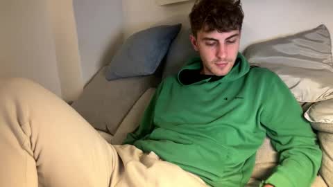 Melodicass online show from 03-12-26, 01:23