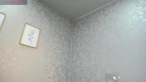 Melodi online show from 01-19-25, 01:33