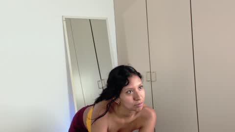 Snapshot of melody24_ chatting on 01-29-25, 06:39 melody24_ online show from 01-29-25, 06:39