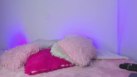    online show from 02-03-25, 08:35