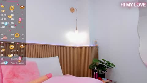 Snapshot of melody_blake16 chatting on 01-21-25, 11:13 online show from 01-21-25, 11:13