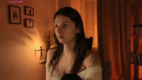 melody  online show from 12-12-24, 05:48