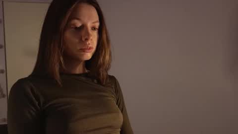 melody  online show from 09-24-25, 03:15