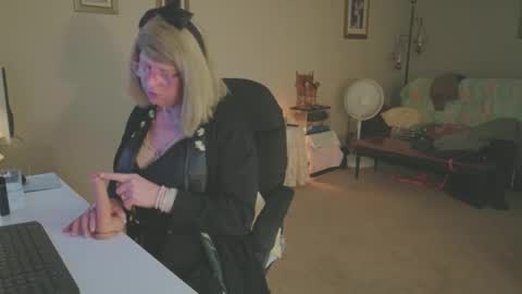 Melody online show from 12-14-25, 07:58