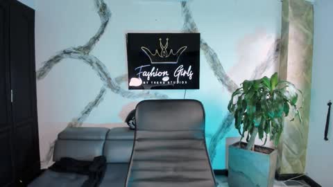 melodysnow online show from 11-24-25, 08:52