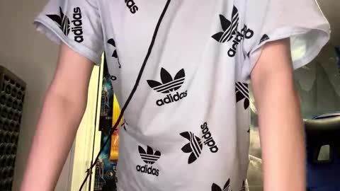 Snapshot of melonygriffen chatting on 03-04-26, 12:22 Hi Im Aria 18 years old online show from 03-04-26, 12:22