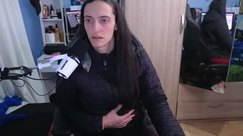 Snapshot of memikouki chatting on 01-16-25, 08:03 Megumi Aina online show from 01-16-25, 08:03