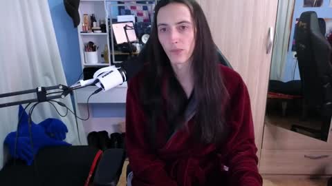 Snapshot of memikouki chatting on 01-19-25, 02:17 Megumi Aina online show from 01-19-25, 02:17