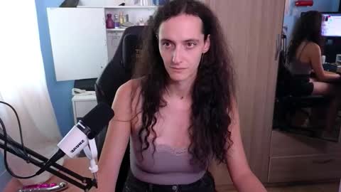 Snapshot of memisecrets chatting on 09-22-25, 04:09 Megumi  Aina online show from 09-22-25, 04:09