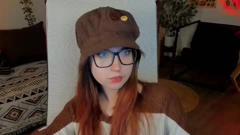 Snapshot of memorycadence chatting on 09-25-25, 03:38 Mia online show from 09-25-25, 03:38