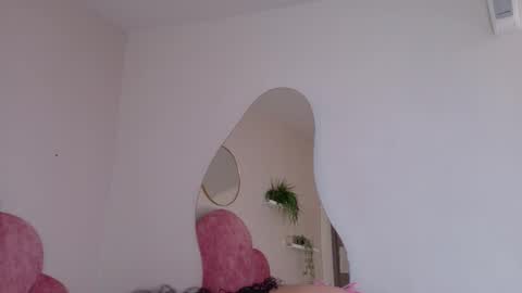  Memphis Williams  online show from 10-29-25, 03:20