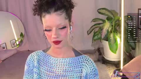 Mena  Help me reach 700 thumbs up online show from 03-05-25, 07:38