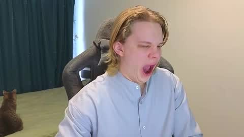 Mickey online show from 02-26-25, 04:36