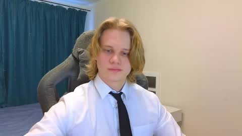 Mickey online show from 03-06-25, 03:35