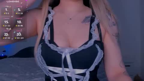 Snapshot of meow_rinnie chatting on 10-04-25, 10:24 My links --- online show from 10-04-25, 10:24