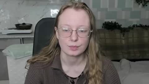 meowcr online show from 10-31-25, 08:10