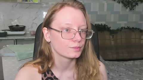 meowcr online show from 11-06-25, 01:45