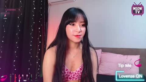 meowkami online show from 10-12-25, 11:48