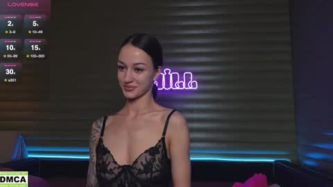 Snapshot of meowluv chatting on 12-15-25, 05:44 NIKKY STIVE Every day from 1000 to 200 EST time. online show from 12-15-25, 05:44