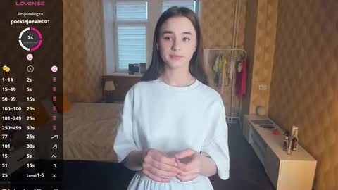 Julie online show from 11-17-25, 07:25