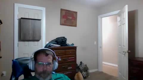 Snapshot of mercer1977 chatting on 10-13-25, 12:16 mercer1977 online show from 10-13-25, 12:16