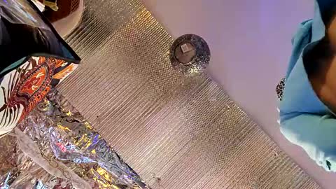 Snapshot of merelyalover chatting on 02-01-25, 01:02 gurlnips online show from 02-01-25, 01:02