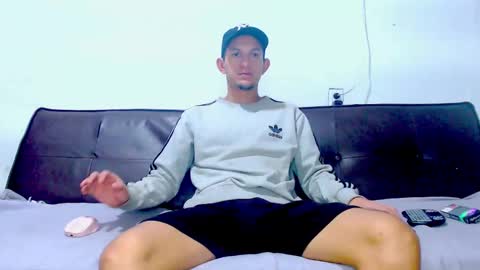 Snapshot of meridandwither chatting on 12-04-24, 10:13 MeridandWither online show from 12-04-24, 10:13