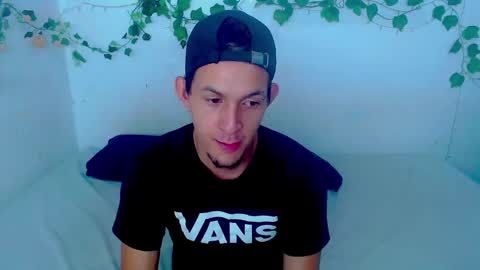 Snapshot of meridandwither chatting on 12-06-24, 12:23 MeridandWither online show from 12-06-24, 12:23