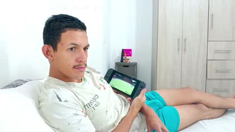 Snapshot of meridandwither chatting on 09-16-25, 12:06 MeridandWither online show from 09-16-25, 12:06