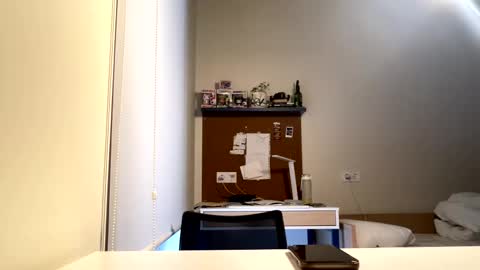 Snapshot of merlesien chatting on 01-15-26, 07:24 Joan online show from 01-15-26, 07:24