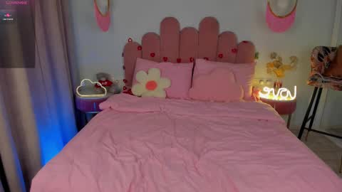 Anna online show from 03-01-25, 12:56