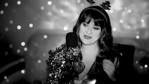 Snapshot of mesaland chatting on 12-23-24, 06:05 Meskhimusic online show from 12-23-24, 06:05