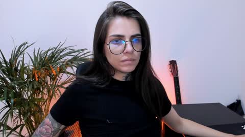 Meurif online show from 01-16-25, 01:37